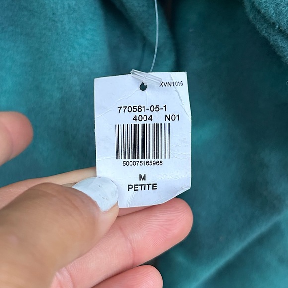 Old Navy Go-Warm Cropped Microfleece Funnel-Neck Sweatshirt - Picture 9 of 12